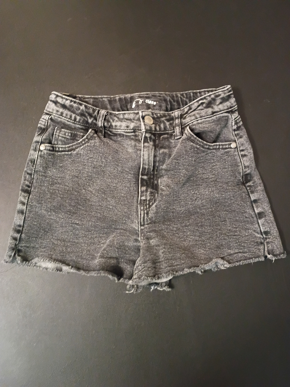 Art Class Girls High-Rise Cutoff Black Acid Wash Frayed Hem Jean Shorts (Size La